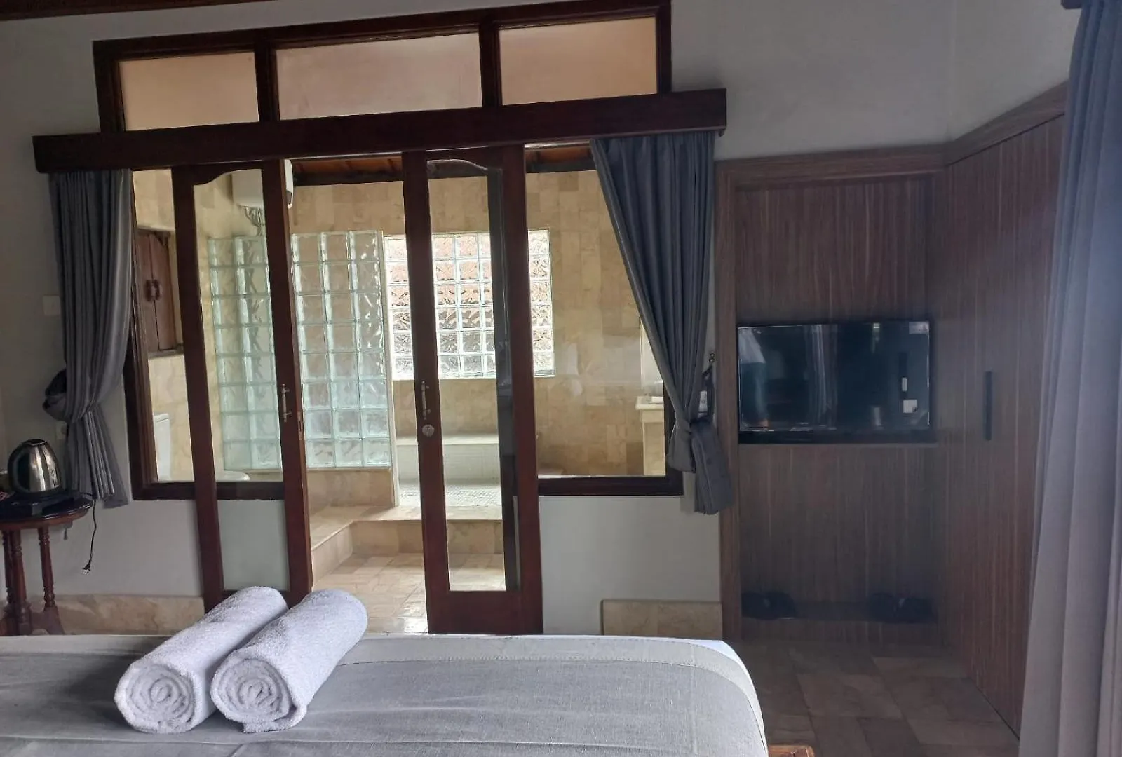 New Mumbul Ubud 0*,